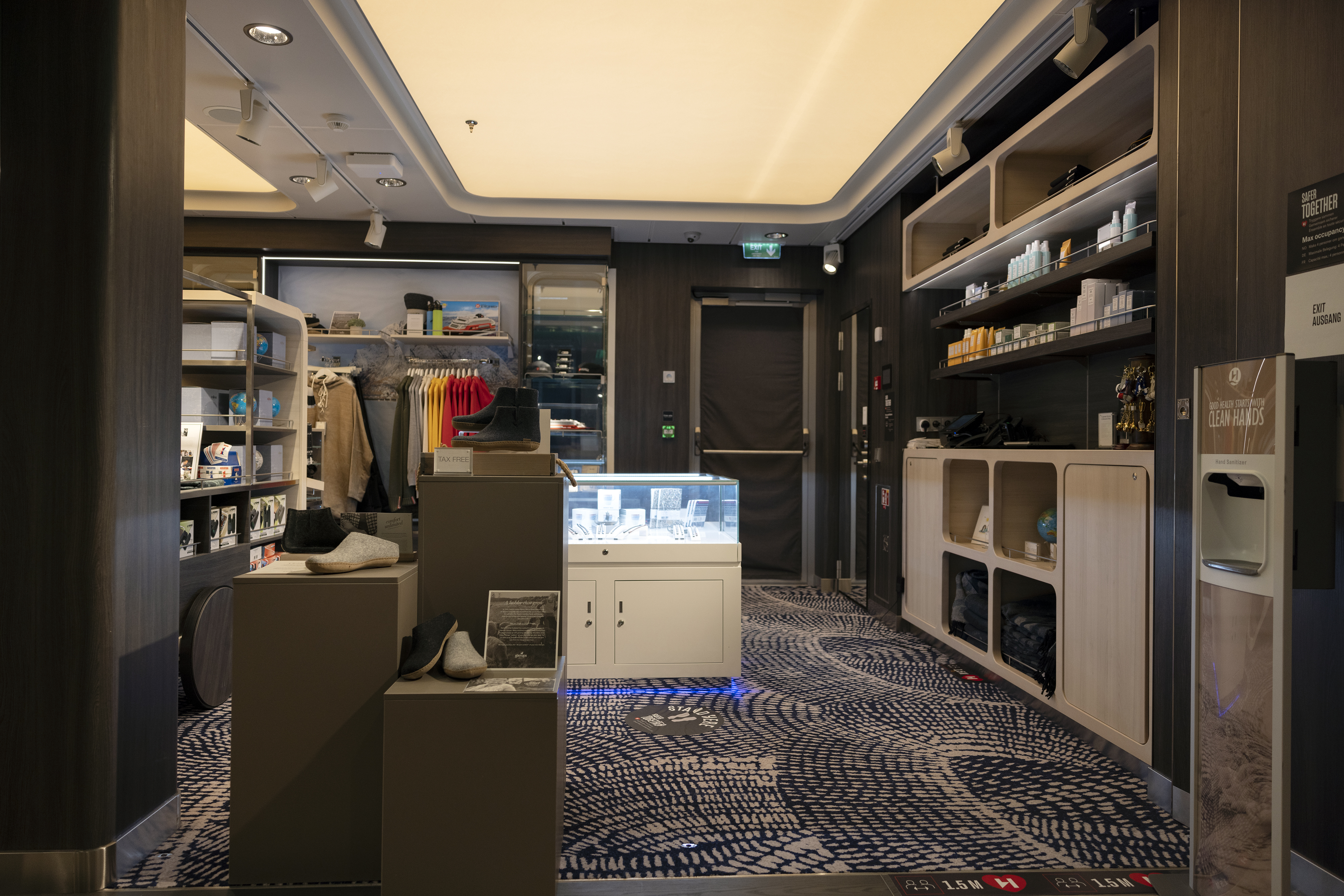 MS Fridtjof Nansen - Shop